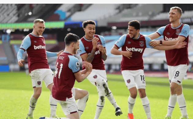 亚冠精英赛积分榜：成都和海港仍列10和12位，町田升至次席